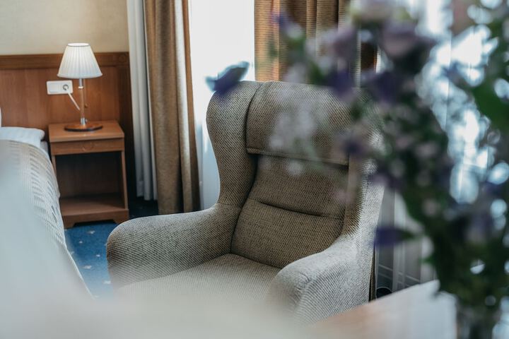 Room 52 of 122