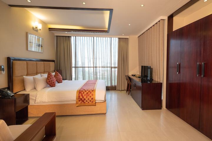 Room 3 of 36