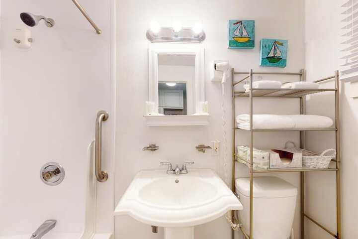 Room 208 of 212