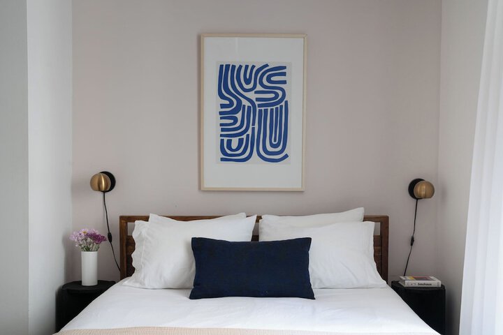 Room 28 of 145