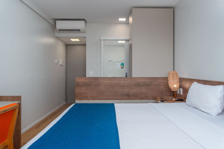 Room 26 of 64