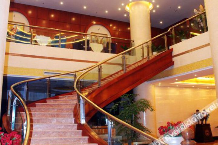 Hotel Interior 7 of 19
