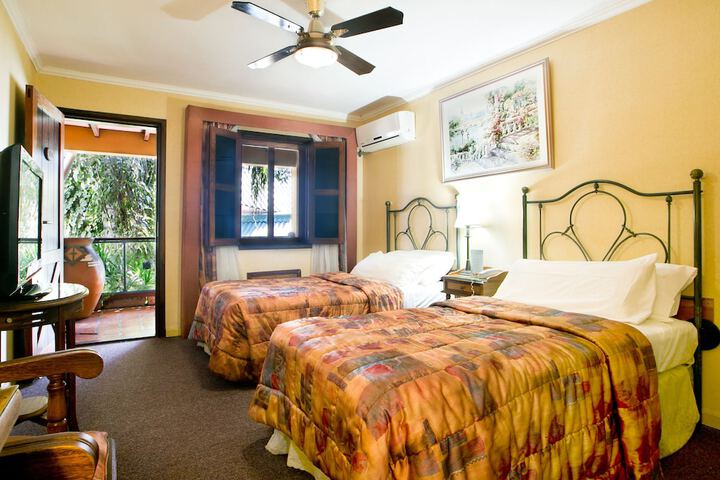 Room 28 of 80