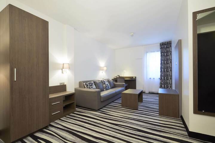 Room 14 of 55