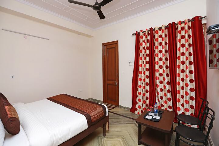 Room 14 of 21