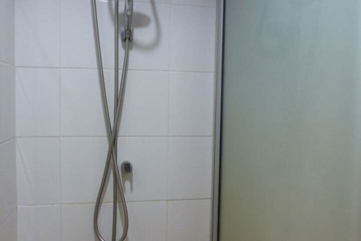 Room 12 of 30