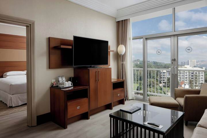 Room 56 of 127