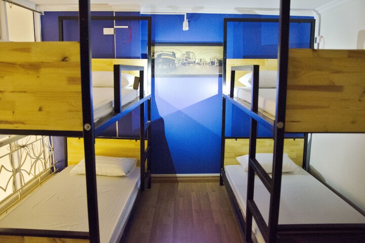 Room 4 of 28