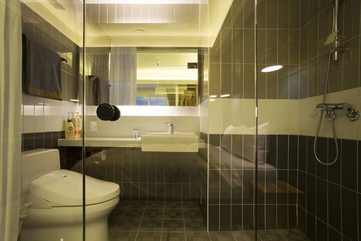 Room 30 of 57