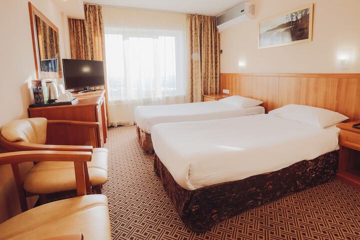 Room 13 of 52