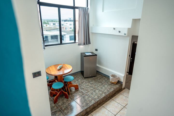 Room 45 of 204