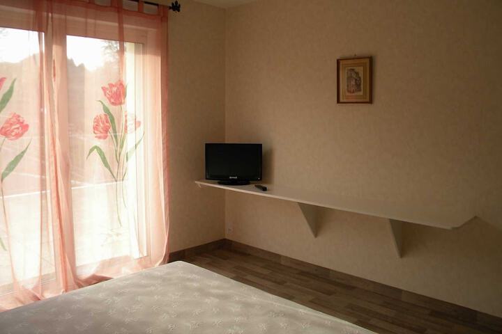 Room 8 of 39