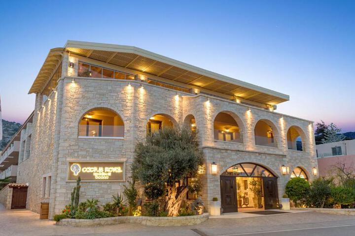 Hotel 4 of 23
