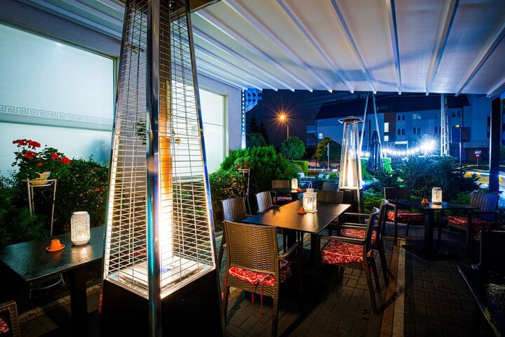 Sundeck 102 of 102