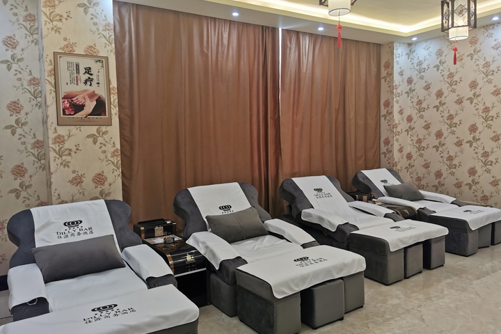 Gengma jiayuan business hotel