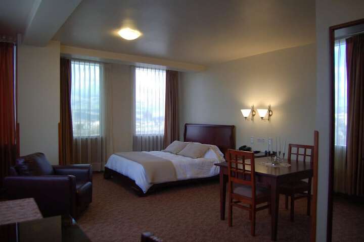 Room 18 of 39