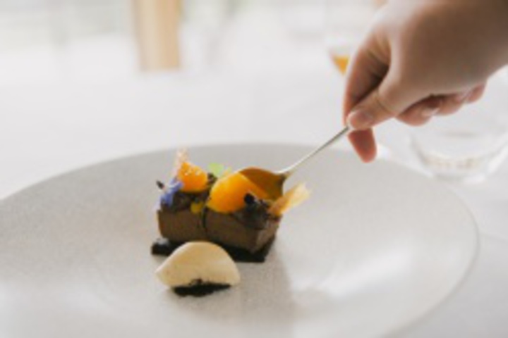 Dining 413 of 706