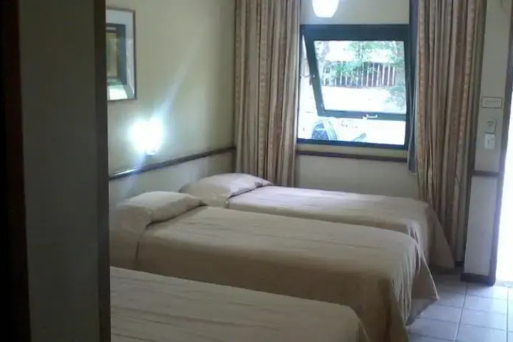 CENTURY PARK HOTEL