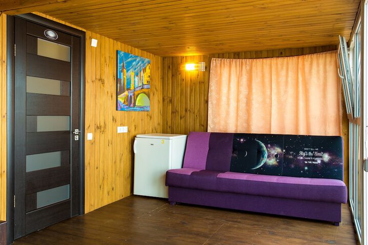 Room 19 of 29