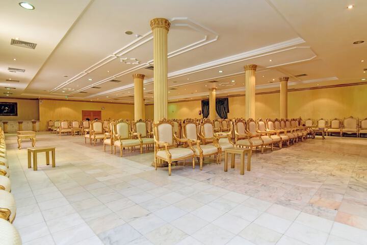 Ballroom/Hall 51 of 57