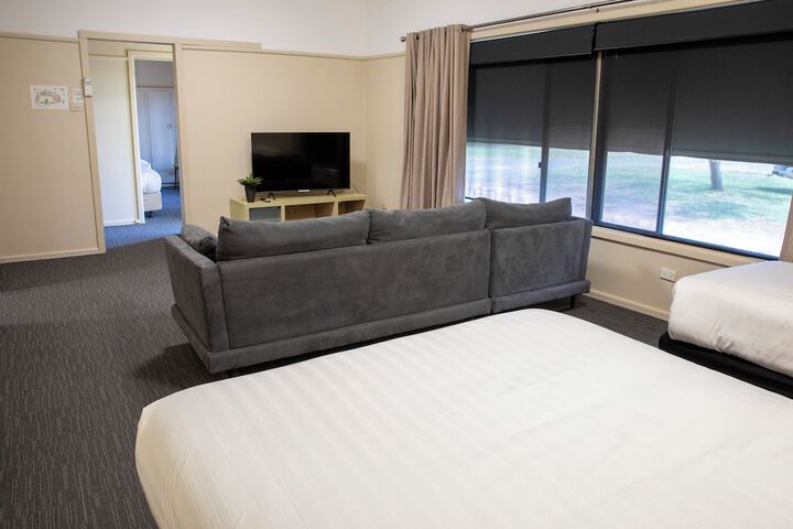 Room 30 of 63