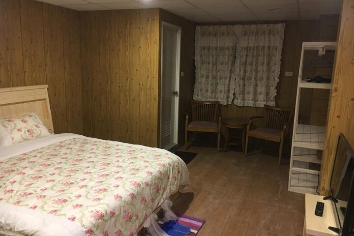 Room 29 of 85