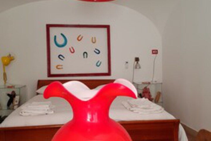 Room 58 of 76