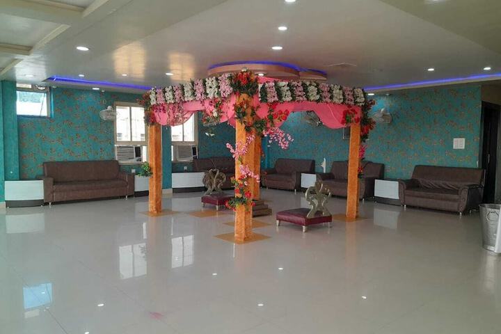Ballroom/Hall 23 of 28