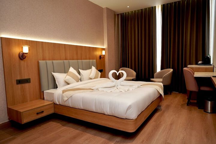 Room 4 of 31