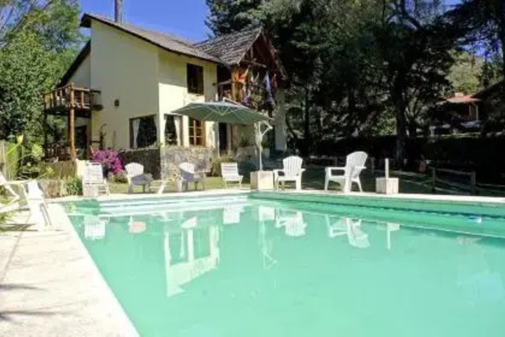 Pool 9 of 10
