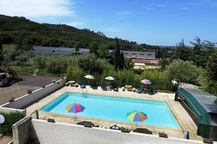 Pool Hotel