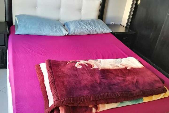 Room 5 of 20