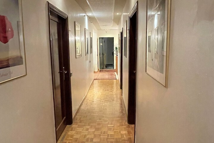Ballroom/Hall 34 of 37