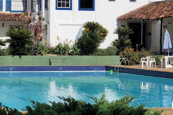 Pool 14 of 82