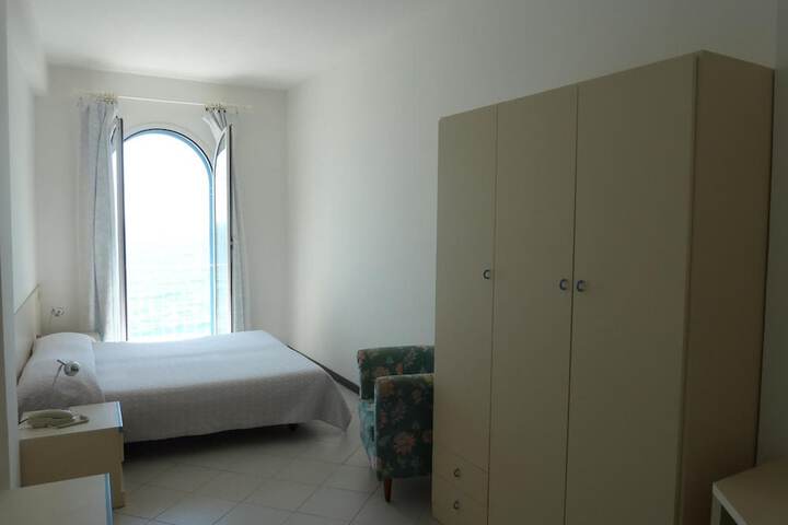 Room 19 of 47