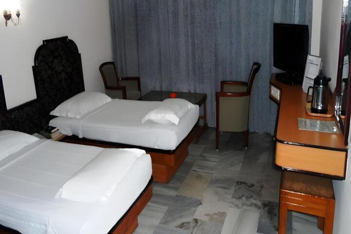 Suite Room