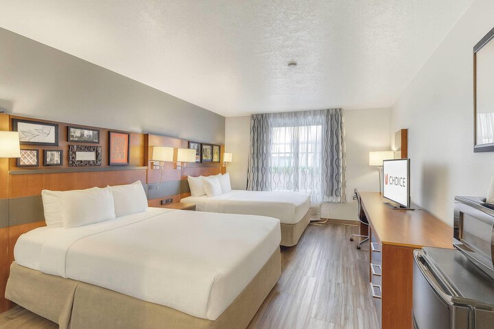 Room 22 of 71