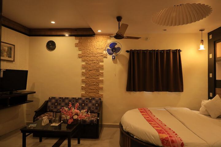 Room 19 of 125
