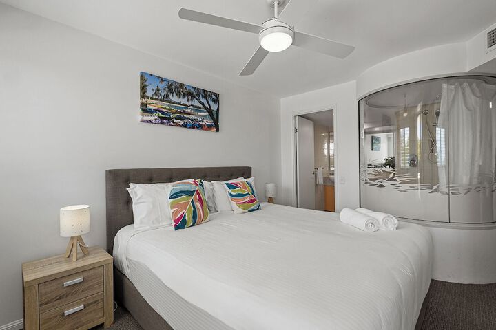 Room 49 of 272