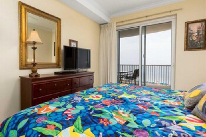 Room 127 of 155