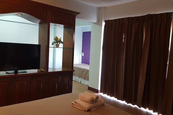 Room 41 of 54