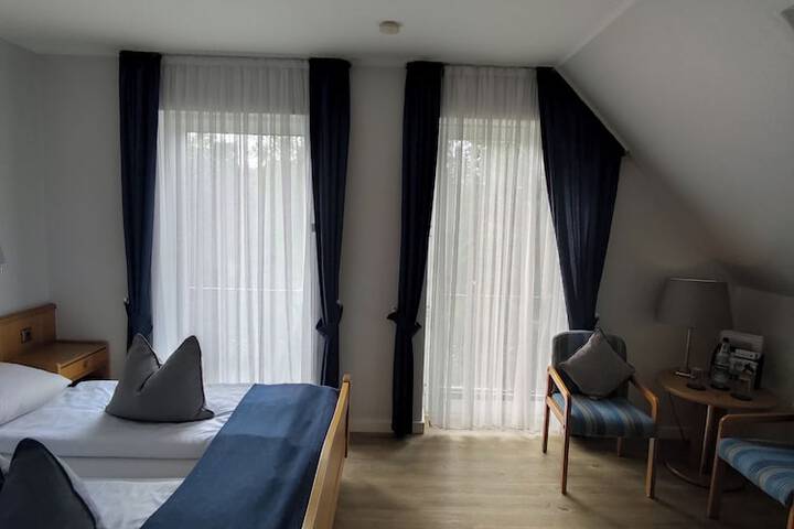 Room 26 of 67