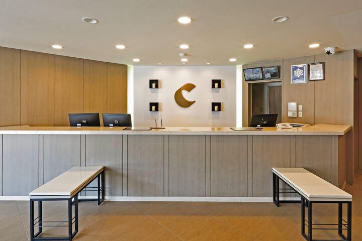 Lobby Entry