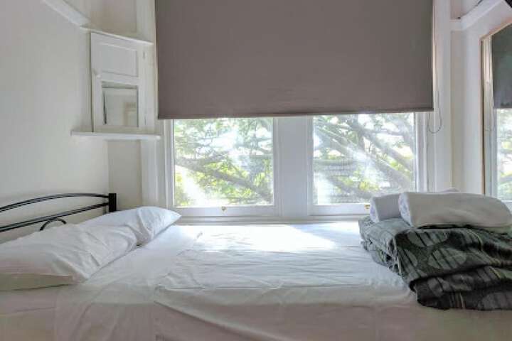 Room 26 of 61