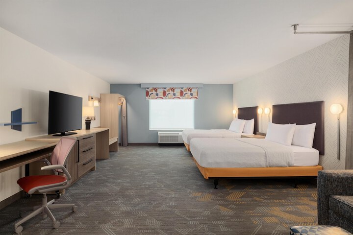 Room 13 of 44