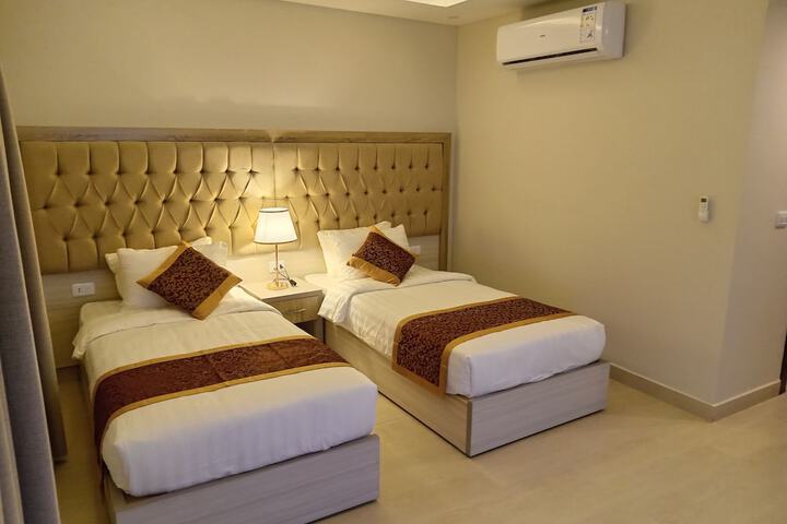 Room 47 of 235