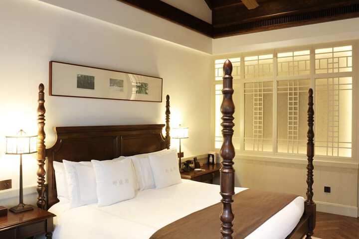 Room 6 of 57