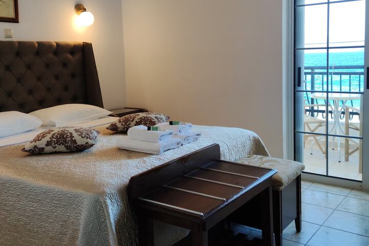 Room 21 of 44