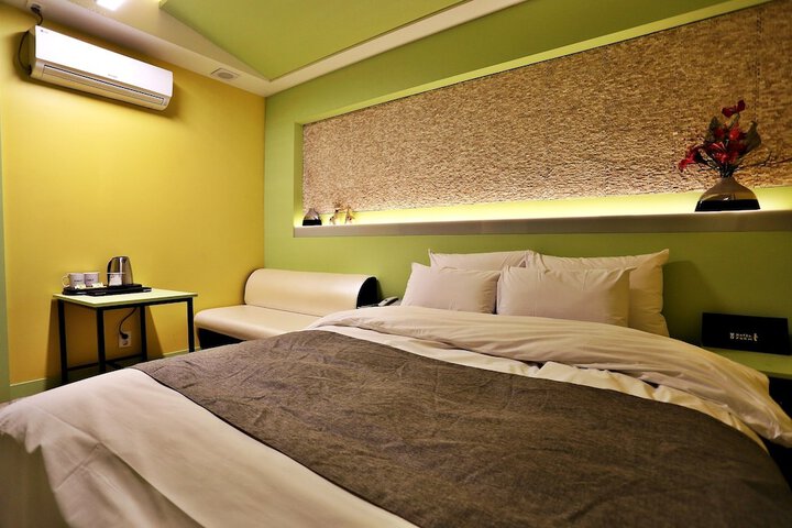 Room 29 of 91
