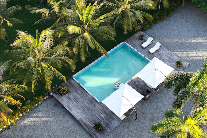 Pool 28 of 35